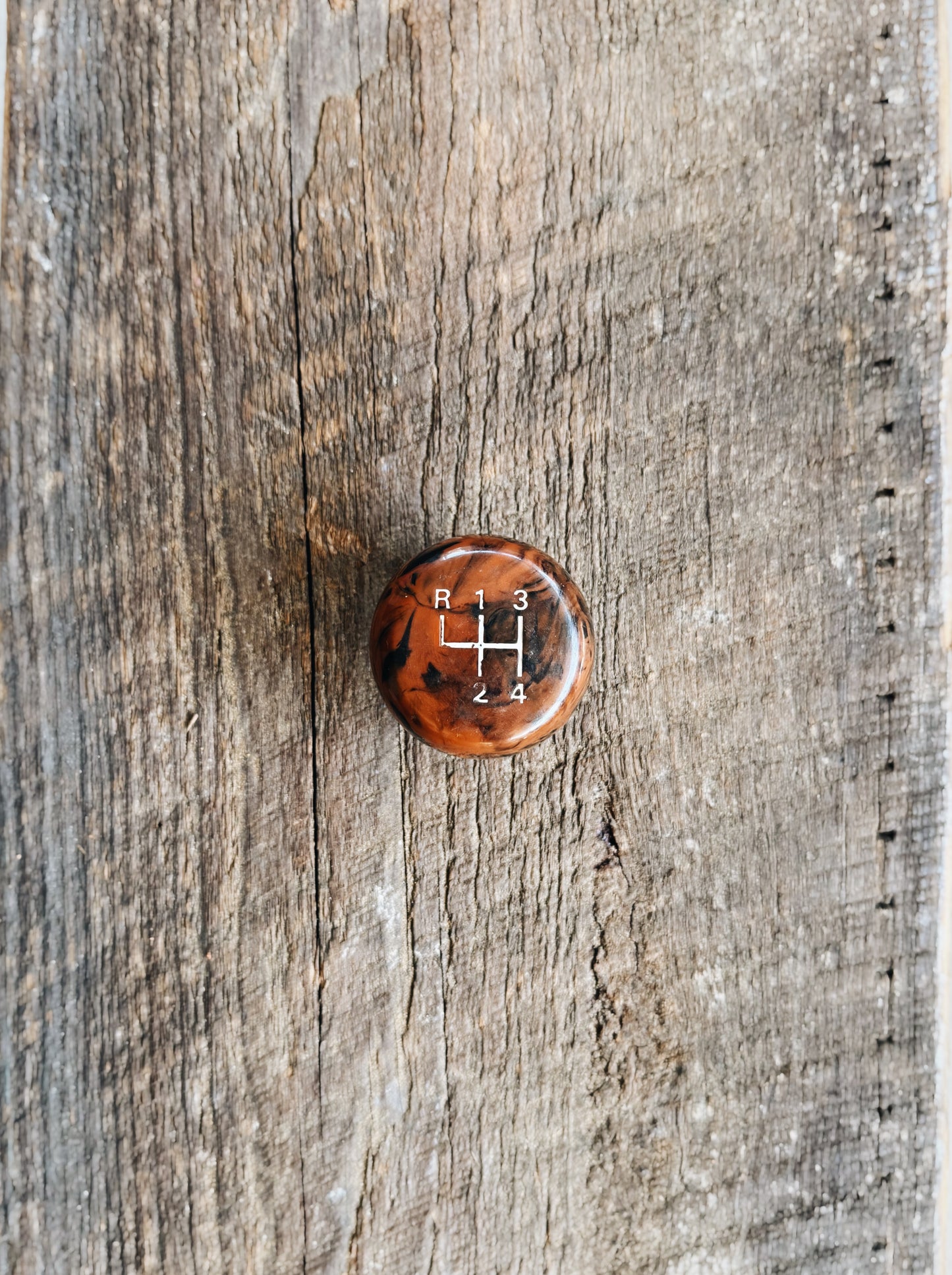 4 SPEED SHIFT KNOB